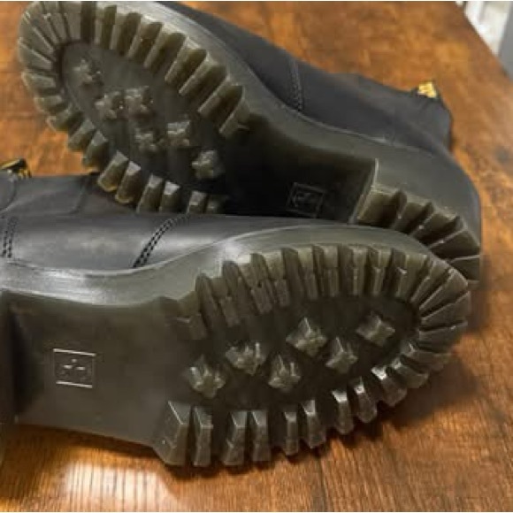 Dr. Martens Black Leather Chelsea Boots with Yellow Stitching - Picture 4 of 4